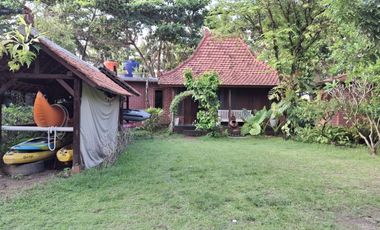 Hotel Resort di Ujung Genteng Sukabumi, Jawa Barat dengan view pantai