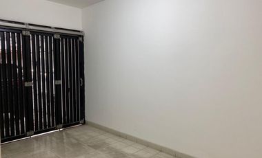 DISEWAKAN Rumah 2 Lt, Hook, Bebas Banjir, Strategis Dekat AEON JGC