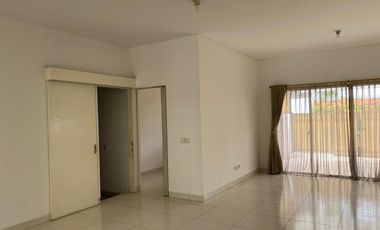 DISEWAKAN Rumah 2 Lt, Hook, Bebas Banjir, Strategis Dekat AEON JGC