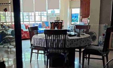 4 bedroom house---bungalow in Merville- Paranaque