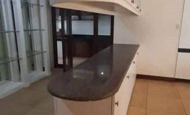 HOUSE AND LOT  MULTINATIONAL VILLAGES FOR SALE | 6 Bedrooms, 3 Parking garage, Paranaque city.