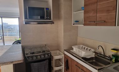 ARRIENDO APARTAMENTO FRENTE Al MAR