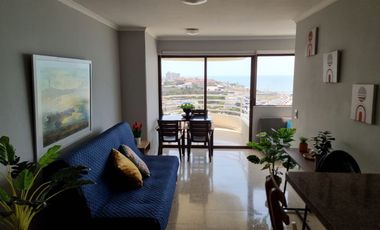 ARRIENDO APARTAMENTO FRENTE Al MAR