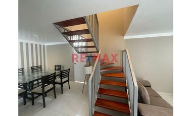 Casa En Alquiler De 2 Pisos En Residencial Magisterial El Golf: 79.2M² (Ocupada)