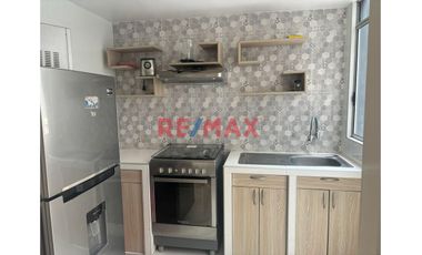 Casa En Alquiler De 2 Pisos En Residencial Magisterial El Golf: 79.2M² (Ocupada)