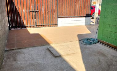 SE VENDE CASA EN COND. POZO DEL CARMEN.