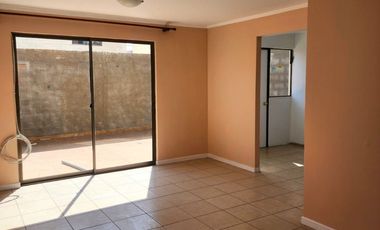 SE VENDE CASA EN COND. POZO DEL CARMEN.