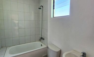 SE VENDE CASA EN COND. POZO DEL CARMEN.