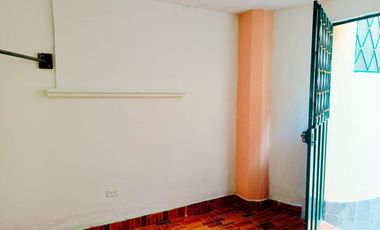 HERMOSA CASA RENTERA EN VENTA SECTOR SANTA VICTORIA QUITO