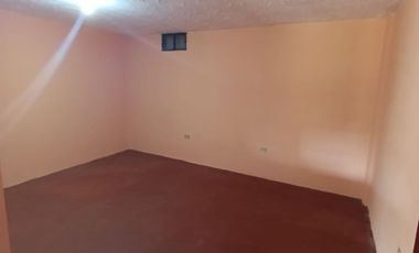 HERMOSA CASA RENTERA EN VENTA SECTOR SANTA VICTORIA QUITO