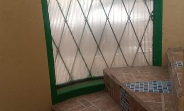 HERMOSA CASA RENTERA EN VENTA SECTOR SANTA VICTORIA QUITO