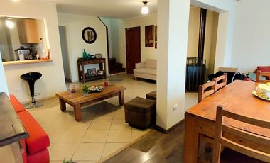 SE VENDE CASA DE 4D Y 3B EN VALLE ALBORADA LINARES