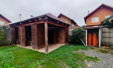 SE VENDE CASA DE 4D Y 3B EN VALLE ALBORADA LINARES