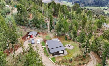 Parcela con Casa y Cabaña Sector Piedra Blanca $ 140.000.000.-