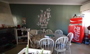 Castelar Norte - Venta - Casa 4 Ambientes
