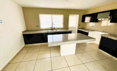 Casa en venta 4 habitaciones ubicada La Trinidad Coatepec Veracruz