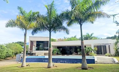 IBAGUÉ- ESPECTACULAR CASA