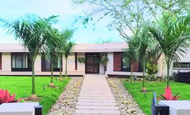 IBAGUÉ- ESPECTACULAR CASA