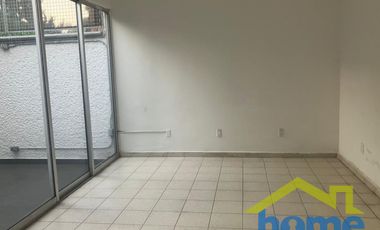 Se renta Amplia Casa en Vergel de Coyoacán