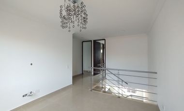 Casa en arriendo en Villa Santos.