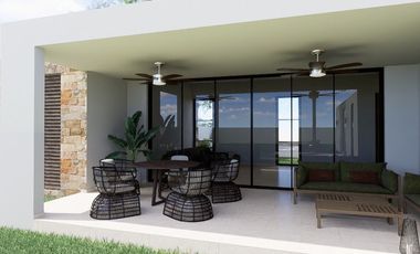 Casa en venta de una planta con alberca y paneles solares en privada con amenidades
