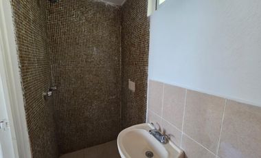 CASA EN RENTA EN LOMAS DE VALLE DORADO, TLALNEPANTLA