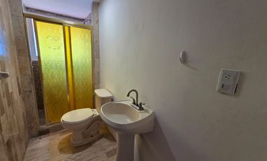 CASA EN RENTA EN LOMAS DE VALLE DORADO, TLALNEPANTLA