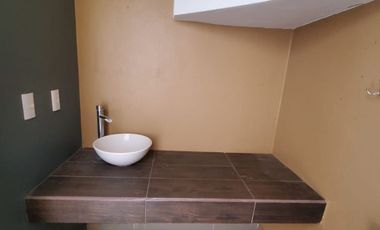 Casa en venta en el Fraccionamiento La Arboleda dentro de Real del Valle.