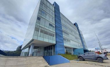 OFICINA EN VENTA  SECTOR PASEO DE LOS ZIPAS TRES ESQUINAS CHIA