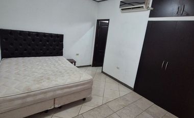 Suite Amoblada en Alquiler Sector San Marino,  1 Habitación, 1 Baño, Norte de Guayaquil