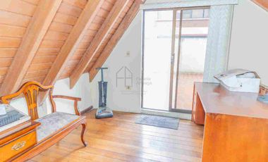 Casa en venta a 5 minutos del Centro Histórico de Cuenca son 2 casas con terreno interior
