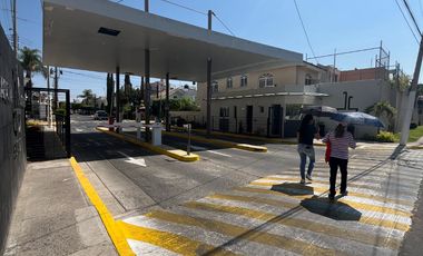 CASA EN RENTA CHAPALITA LAS FUENTES