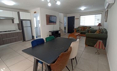 Casa Amueblada en Renta en Arezzo Residencial, Dominio Cumbres
