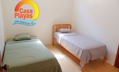 Casa Playas con Piscina de Venta en Villamil, Via a Data Km 6, a Pasos del Mar