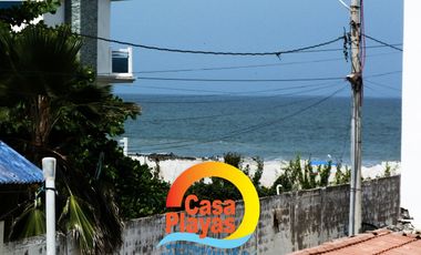 Casa Playas con Piscina de Venta en Villamil, Via a Data Km 6, a Pasos del Mar