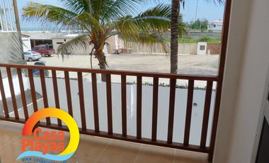Casa Playas con Piscina de Venta en Villamil, Via a Data Km 6, a Pasos del Mar