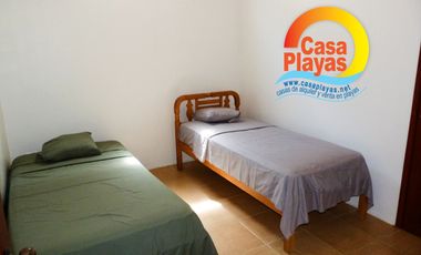 Casa Playas con Piscina de Venta en Villamil, Via a Data Km 6, a Pasos del Mar