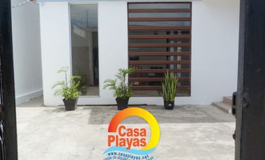 Casa Playas con Piscina de Venta en Villamil, Via a Data Km 6, a Pasos del Mar