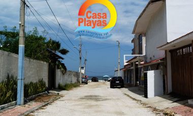 Casa Playas con Piscina de Venta en Villamil, Via a Data Km 6, a Pasos del Mar