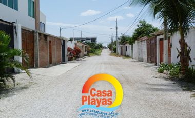 Casa Playas con Piscina de Venta en Villamil, Via a Data Km 6, a Pasos del Mar