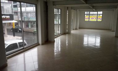 VENDO EXCELENTE CASA CON USO COMERCIAL EN EL CENTRO DE FUSAGASUGÁ, CUNDINAMARCA