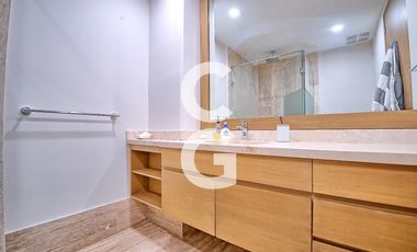 Departamento en Renta en Cancun en La Vela - Puerto Cancún con 4 Recámaras