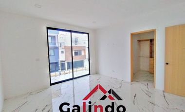 PRE VENTA DE CASA CON FINOS ACABADOS, 3 RECAMARAS, CISTERNA, DOBLE COCHERA, FRACC EL QUETZAL