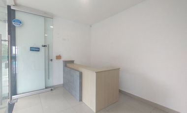Oficina en arriendo en Alto Prado.