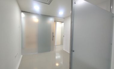 Oficina en arriendo en Alto Prado.