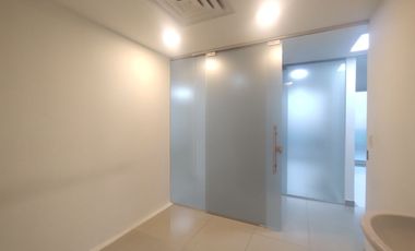 Oficina en arriendo en Alto Prado.