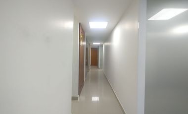 Oficina en arriendo en Alto Prado.