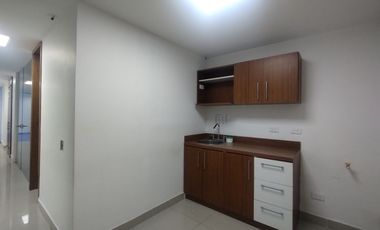 Oficina en arriendo en Alto Prado.