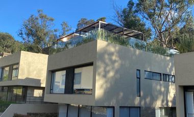 VENTA EXPECTACULAR CASA EN PROVENZA SUBA