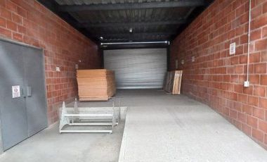 SE VENDE BODEGA CON AREA 3.300 M2 EN PALMIRA